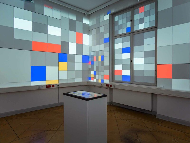 Projection Mondrian in Villa Bienert